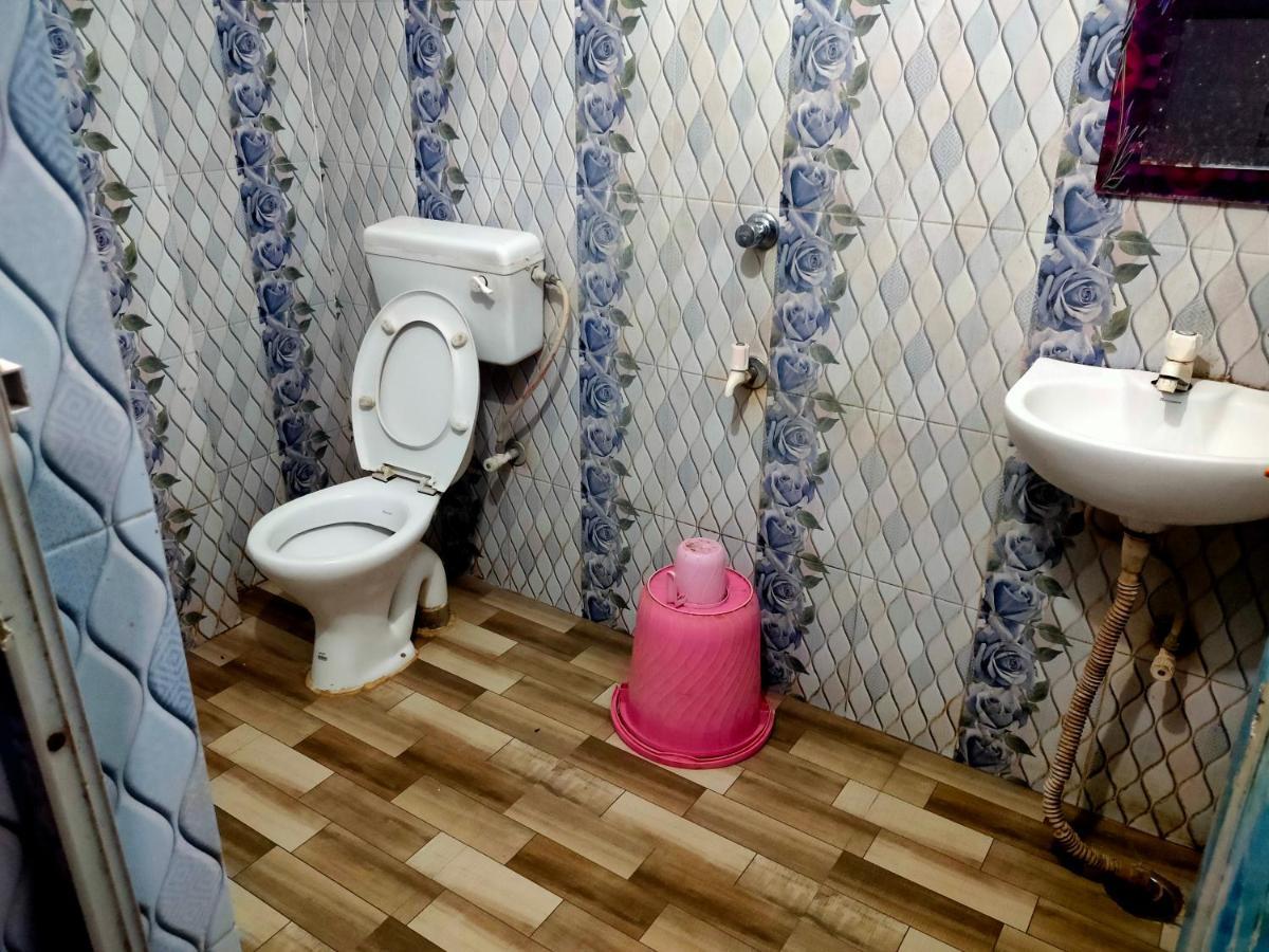 Milan Guest House Дигха Екстериор снимка