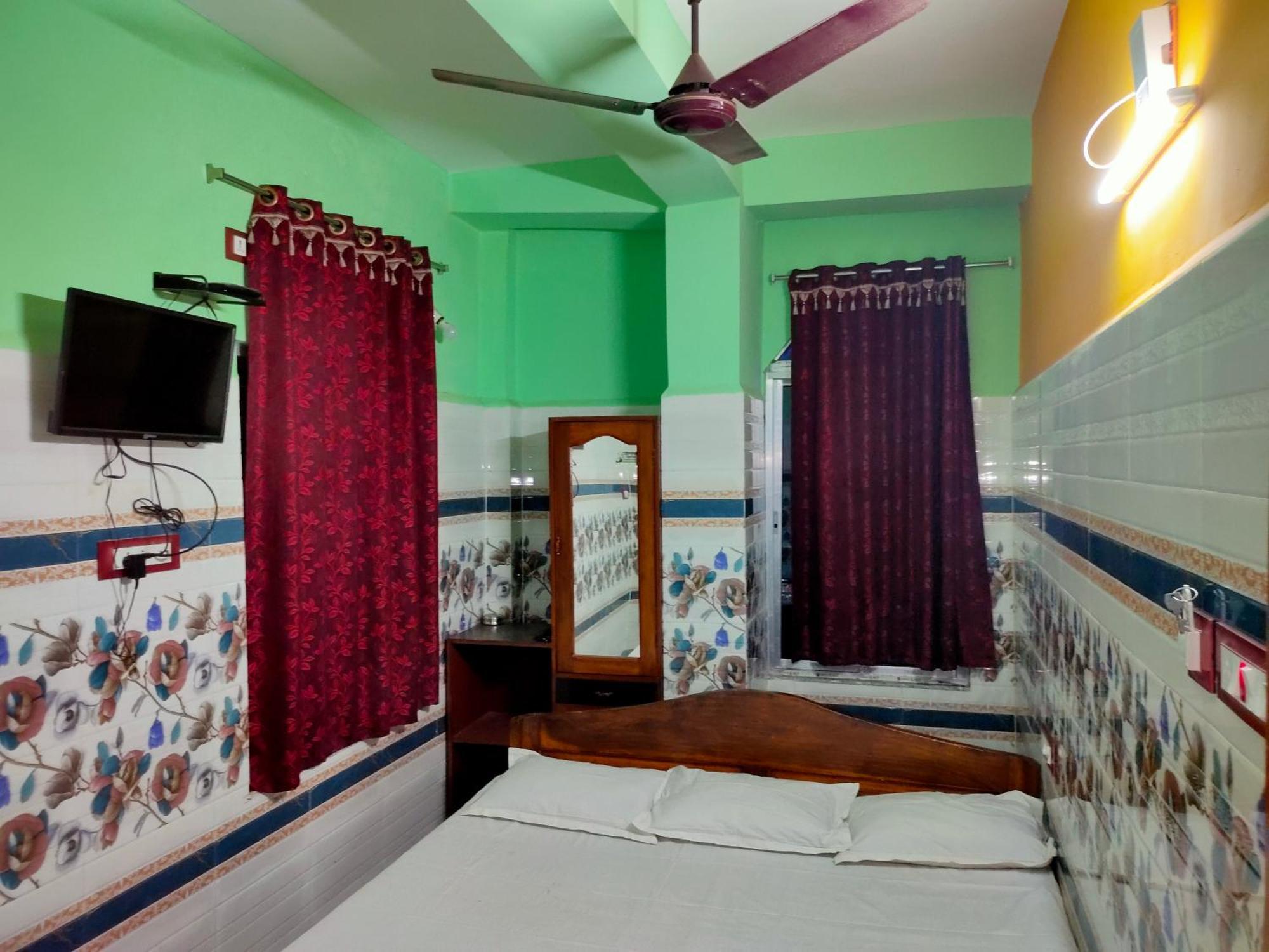 Milan Guest House Дигха Екстериор снимка